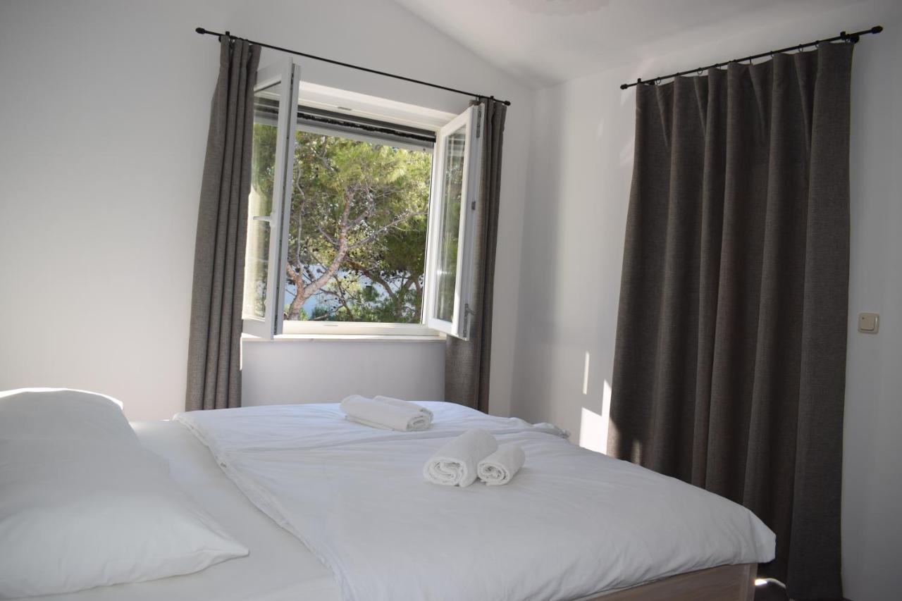 Apartments Mondo Vir Exterior photo